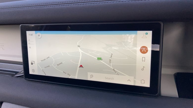 Land Rover Defender 3.0 D250 X-Dynamic S 90 3dr Auto Diesel Estate